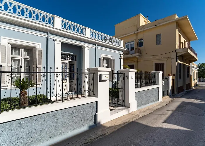 Beautiful Neoclassical House In Rhodes Town فيلة Rhodes City
