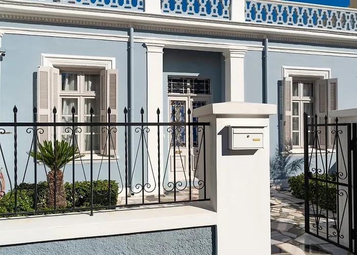 Beautiful Neoclassical House In Rhodes Town فيلة Rhodes City