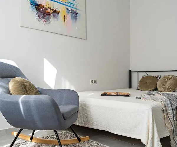 Beautiful Neoclassical House In Rhodes Town *