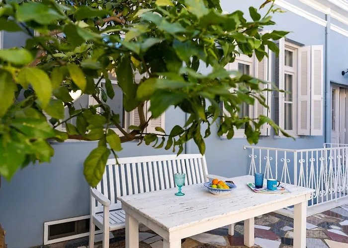 Beautiful Neoclassical House In Rhodes Town *